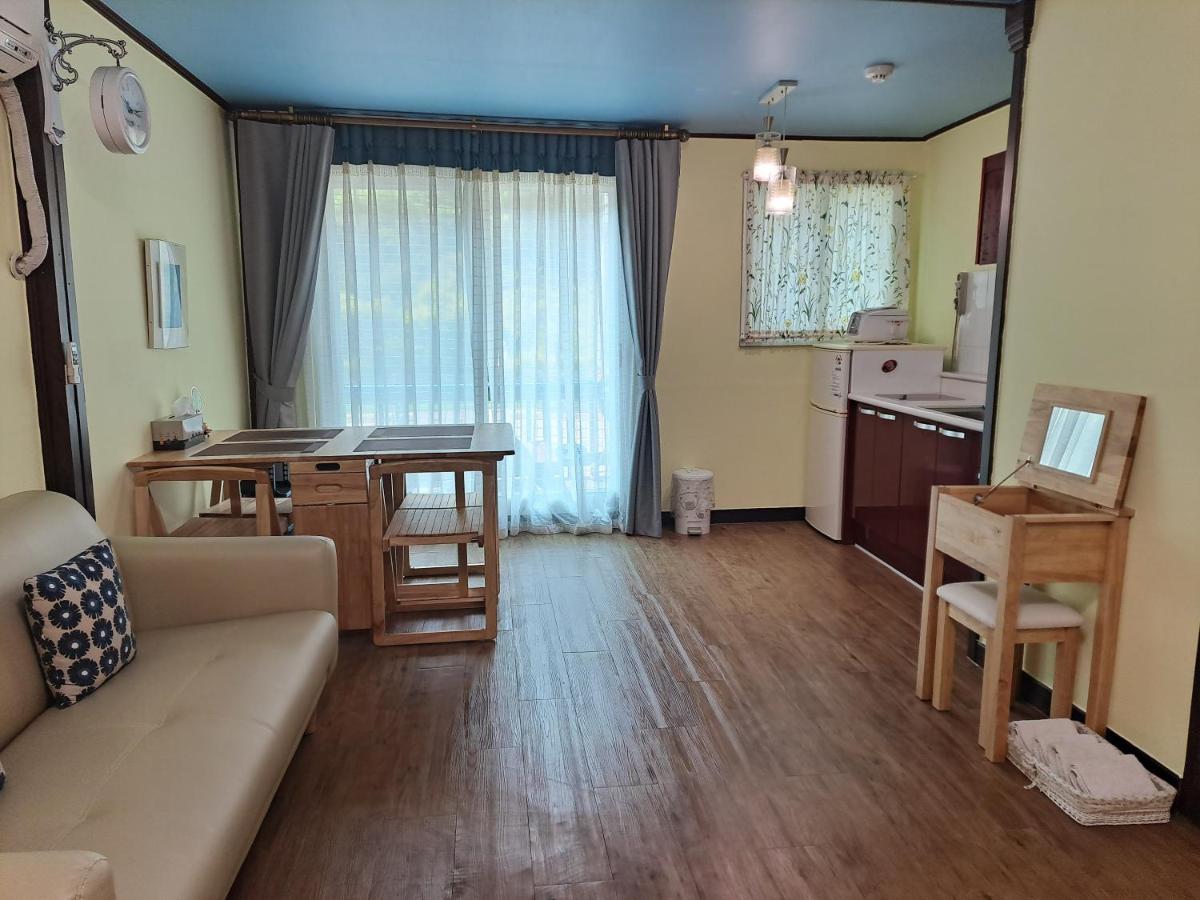 Charm Pension Капхьон Екстериор снимка