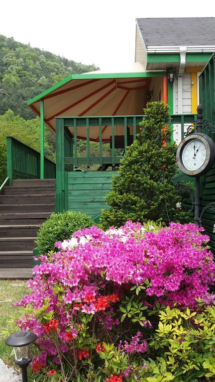 Charm Pension Капхьон Екстериор снимка